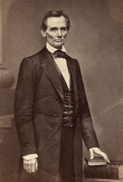 Dominant Saturn Body Type Abraham Lincoln. Tall, sturdy, bony features, and leaderful are attributes defined in the Michael Teachings.