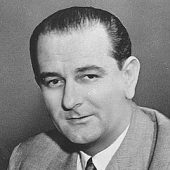 Sage-Lyndon_Johnson-Senator_public-domain-wiki